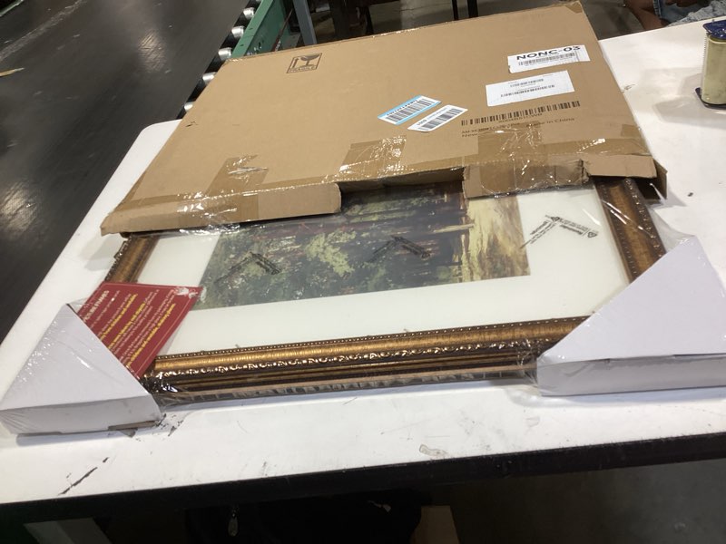 Condition photo showing Good Condition for splinterix 16x20 gold picture frame, ornate vintage picture frames for wall or tabletop display, 16 x 20 photo frame gold with non glare plexialass, display poster 11x14 with mat or 16x20 without mat for antique déco