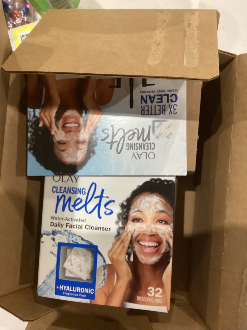 Condition photo showing Good Condition for Olay Face Wash, Hyaluronic Acid Cleansing Melts, Fragrance-Free, Daily Use Gentle Cleanser, For All Skin Types, Travel Size, Water-Activated to Clean, Tone, and Refresh, 64ct (2 Pack x 32ct)