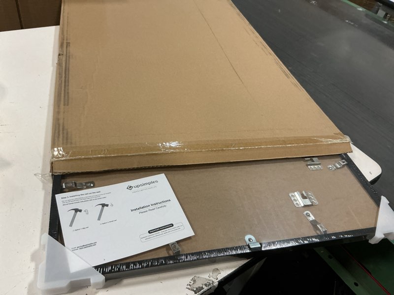 Condition photo showing Good Condition for upsimples 19.7x27.6 Puzzle Frame, Display 18x24in with Mat or 50x70cm Without, Wall Hanging 1000 Pieces Puzzles Frames, Black, 1 Pack Black 19.7x27.6