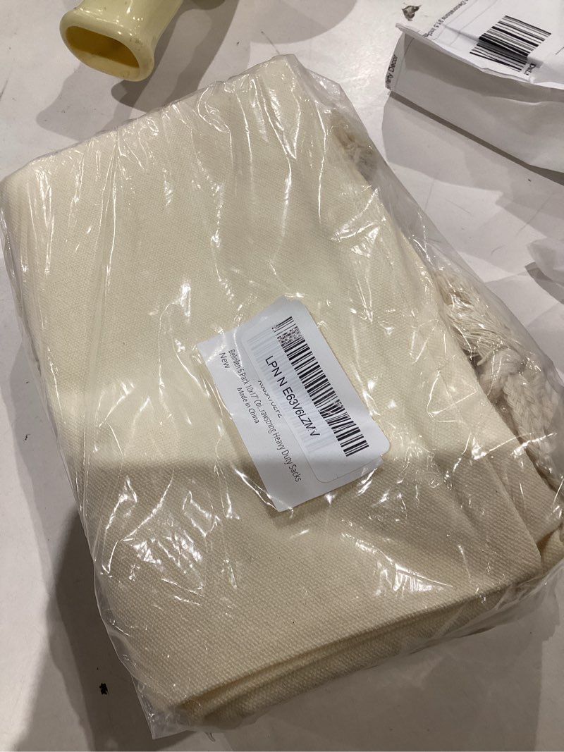 Condition photo showing Good Condition for 6 pack 10x17” coin deposit change transit bags | canvas bank coin money cash bag sacks with drawstring heavy duty sacks 10x17"