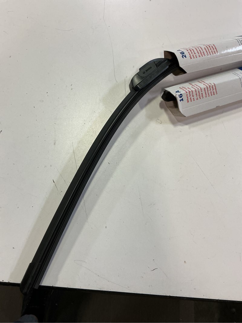 Condition photo showing Good Condition for bosch 26a16a icon beam wiper blades - driver and passenger side - set of 2 blades (26a & 16a) front (26a & 16a) icon combo pack (front)