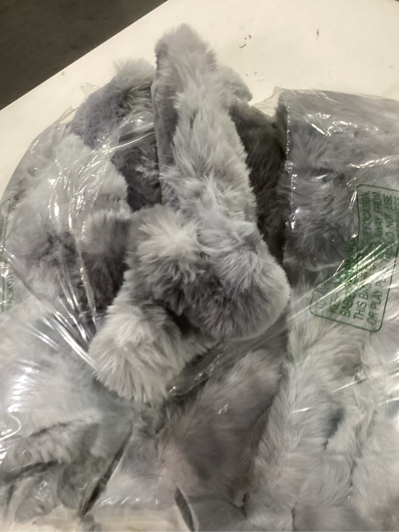 Condition photo showing Good Condition for BENVWE Fluffy Faux Fur Throw Blanket for Couch - Soft, Plush, Thick, Cozy, Fuzzy Luxury Minky Bubble Blanket for Home Living Room Decor, Gifts for Women, Tie-dye Light Grey, 51" x 63", 1100GSM Throw(51" x 63") Tie-dye Light Grey