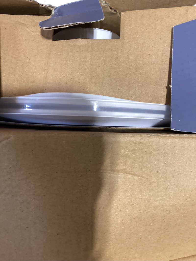 Condition photo showing As Is for utilitech white 5-in or 6-in 850 -lumens warm white round dimmable led damp rated recessed downlight