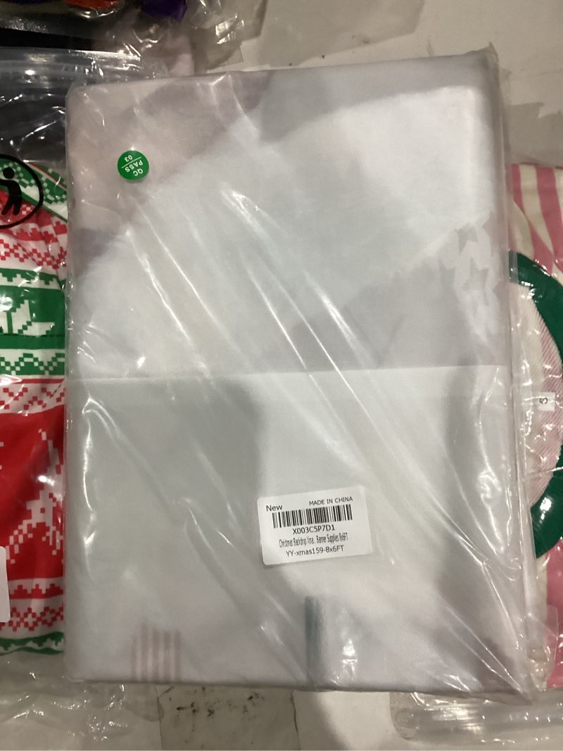 Condition photo showing New/Like New for Christmas Backdrop Xmas Tree Gifts Red Star Silver Ball White Wooden Board Winter Photography Background Merry Christmas Holiday Party Decor Banner Supplies 7x5FT 7x5FT(width 210cm x Height 150cm)