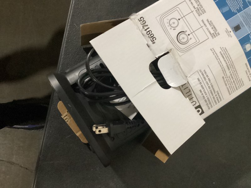 utilitech 1500 -watt ceramic compact personal indoor electric space heater with thermostat