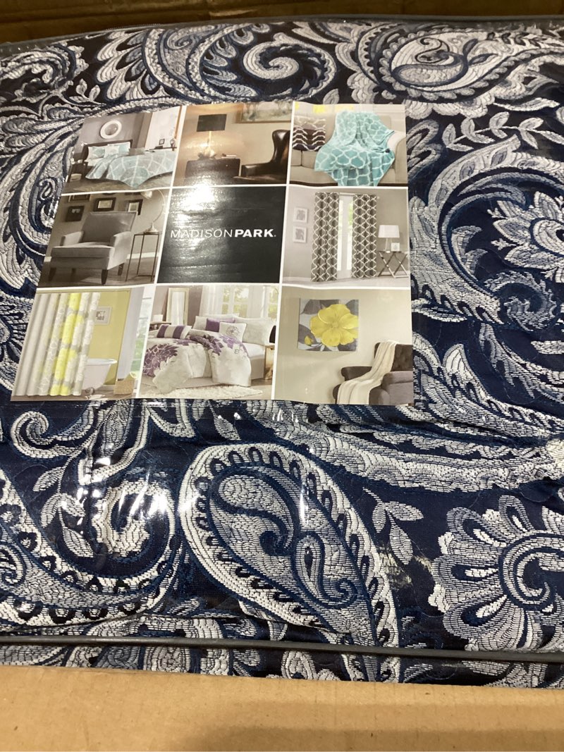 Condition photo showing New/Like New for Madison Park Aubrey Reversible Quilted Bedspread Set, Solid Reverse Summer Breathable, Lightweight All Season Bedding Layer, Matching Shams, Bedspread King(120"x118"), Navy 5 Piece