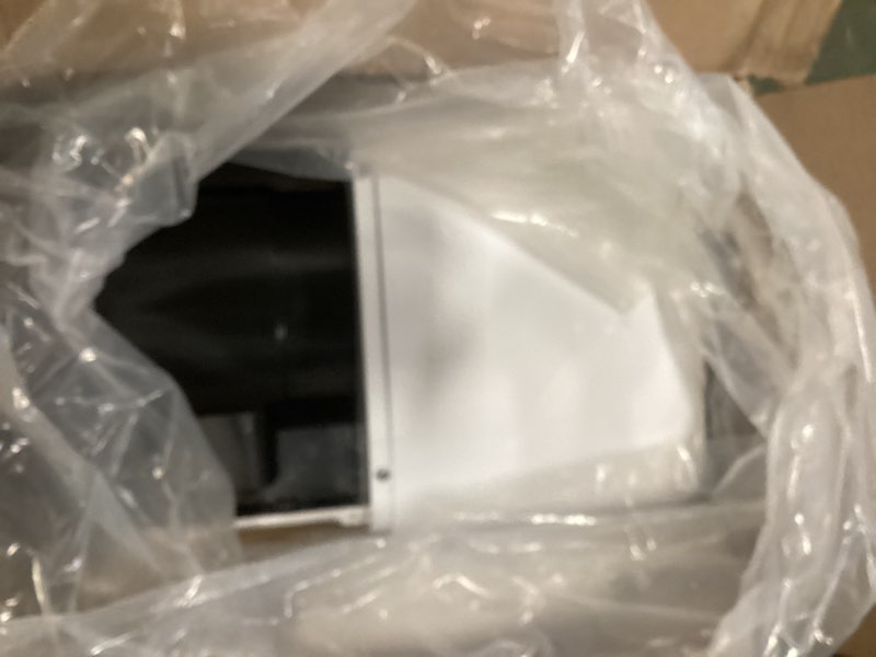 https://lotting-media.assets.bidfta.com/lotting_49ac5f48-02e0-461e-85d2-bf417c0f60bd