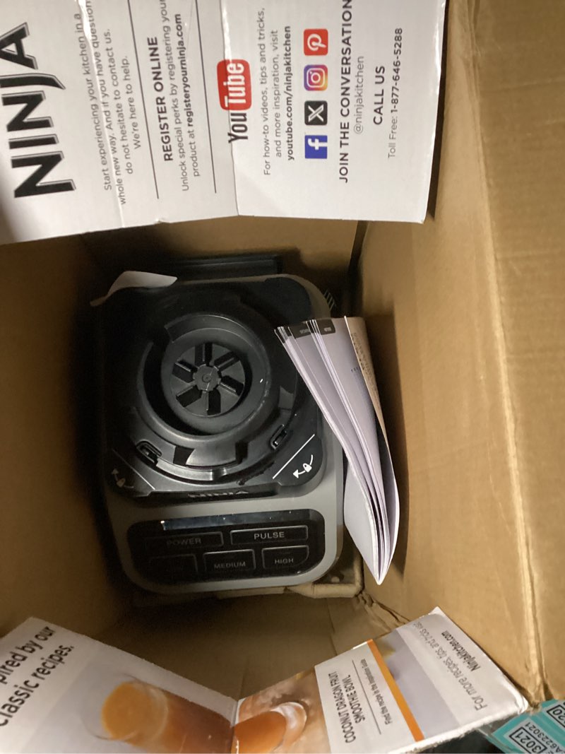 Condition photo showing As Is for (no container )ninja bl610 professional 72 oz countertop 1000-watt base and total crushing technology for-smoothies, ice and frozen fruit, black, blender + pitcher