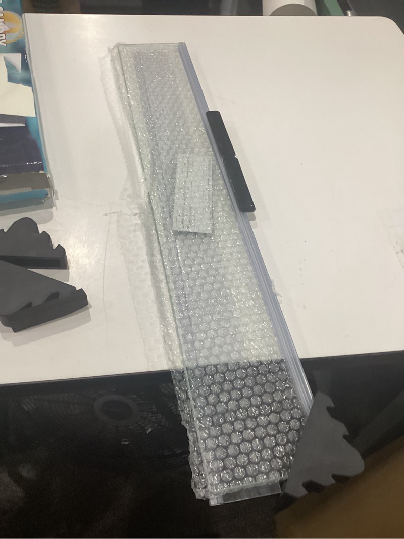 Condition photo showing Good Condition for 29.21x11.69 x0.16in clear tempered glass canopy | aquarium fish tank hoods fits for most 20long/29 gallon fish tanks (aqueon, marine land & perfecto)