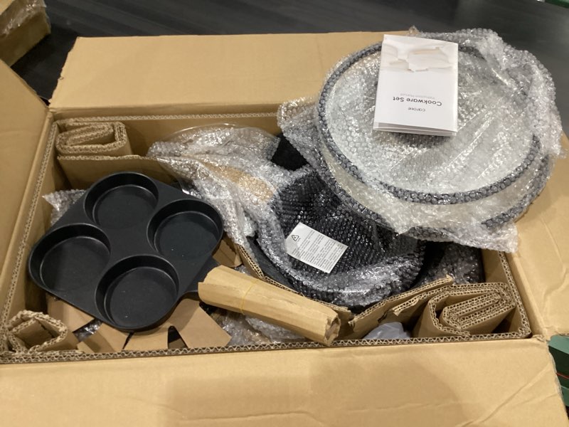 Condition photo showing New/Like New for carote 24pcs nonstick kitchen titanium cookware sets, non stick pots and pans set, induction cookware set black black 24 pcs
