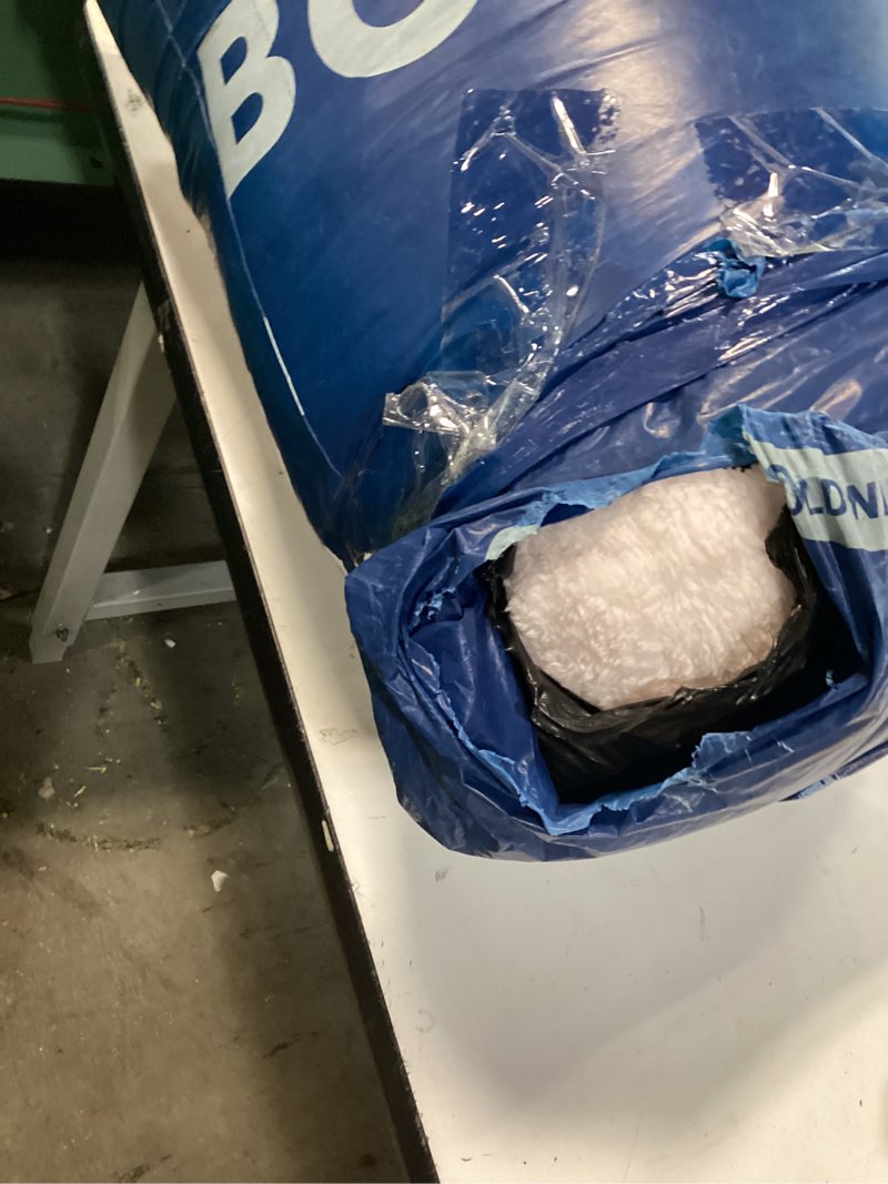 Condition photo showing Good Condition for CozyLux Fleece King Comforter Set Blush Pink,Super Soft & Warm Fluffy Bedding with Checkered Pattern,Luxury Fuzzy Heavy Bed Set for Winter,3 Pieces,1 Comforter and 2 Pillowcases King Blush Pink