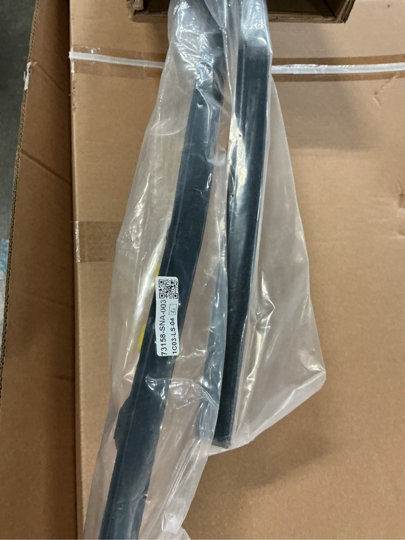 Condition photo showing As Is for 1 Pair Molding Dri... I Molding Trim Set KX6KXMFTZ02HPNK-US