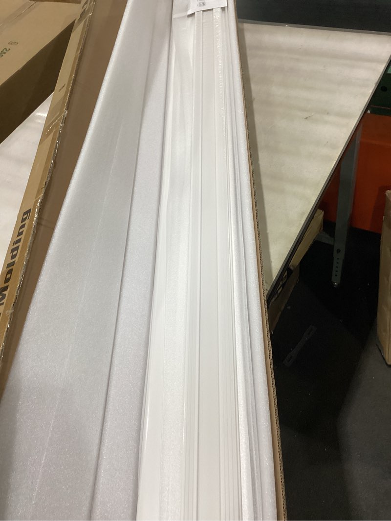 Condition photo showing Good Condition for art3d wall baseboard molding trim 8-pack of 56 x 2.6 in., high impact polystyrene skirting board - installed with glue - white white-2