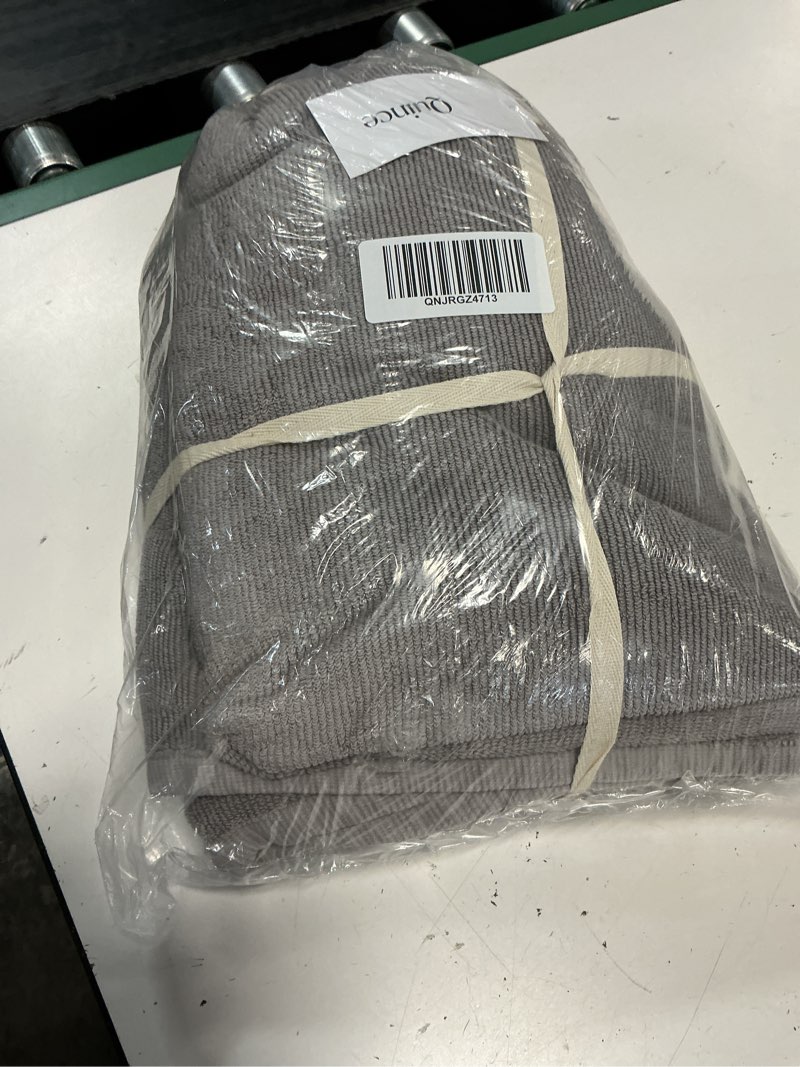 Condition photo showing Good Condition for ribbed quick dry bath towel (set of 2), one size, grey