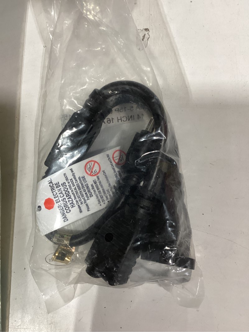 Condition photo showing New/Like New for cablelera power cord extension and splitter, nema 5-15p to nema 5-15r x 2, 16 awg, 13a, 125v (zwacpqag-14) black