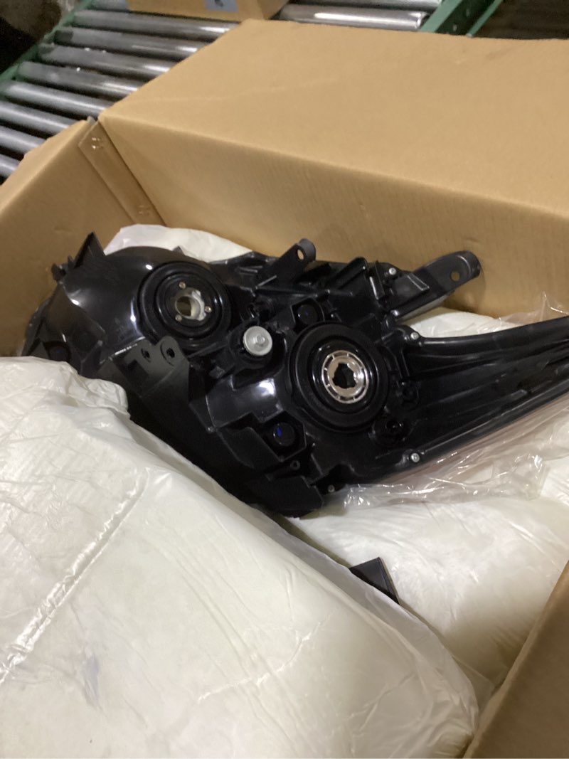 Condition photo showing Good Condition for dewhonete headlight assembly compatible with 2010-2015 toyota prius replacement for 8117047520 81130