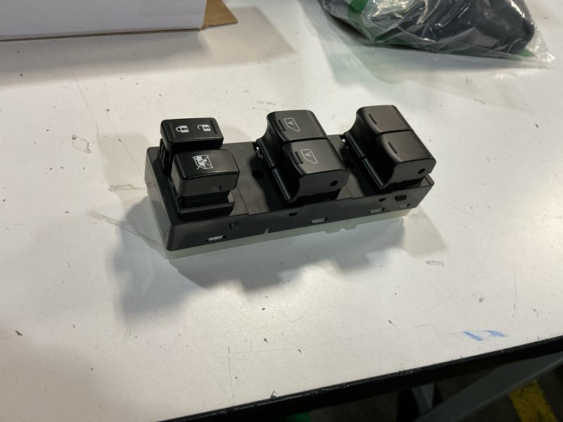 Condition photo showing New/Like New for window switch for nissan murano 2008 2009 2010 2011 2012 2013 2014, front driver side window door lock control button assembly for murano,254011aa0a,254011aa0b,254011aa0c,254011aa5c,254011aa5d,dws536 254011aa0a/b/c murano