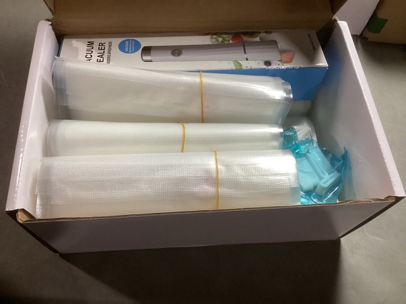 Condition photo showing New/Like New for vacuum sealer for food (compact vacuum sealers+ 30 reusable vacuum bags), powerful handheld vacuum sealer for 10x preservation & fresh medium