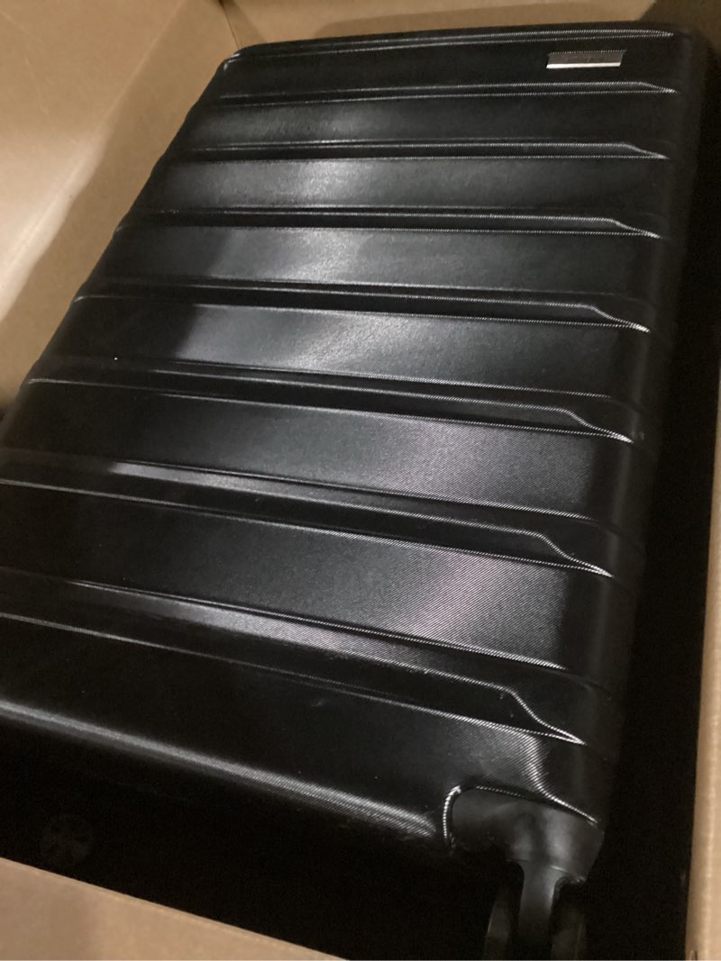 Condition photo showing Good Condition for Samsonite Omni 2 Hardside Expandable Luggage with Spinner Wheels, 3-Piece Set (19/24/28), Midnight Black 3-Piece Set (Carry on/Medium/Large) Midnight Black