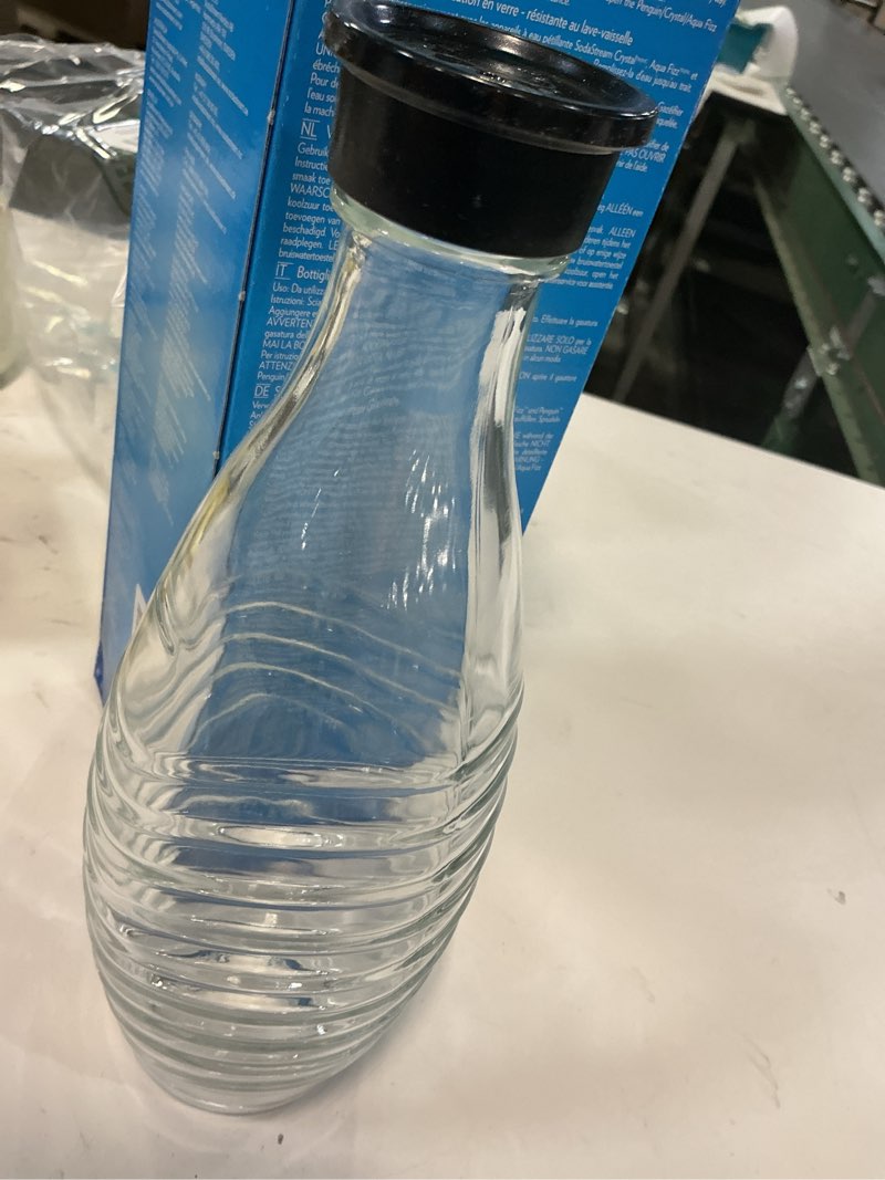 Condition photo showing Good Condition for sodastream - Carbonating Carafe for Aqua Fizz machines | Eco-Friendly Reusable Glass Bottle | Keeps Sparkling Water Fresh | Dishwasher Safe | 24 Fl Oz | NOT compatible with other machines