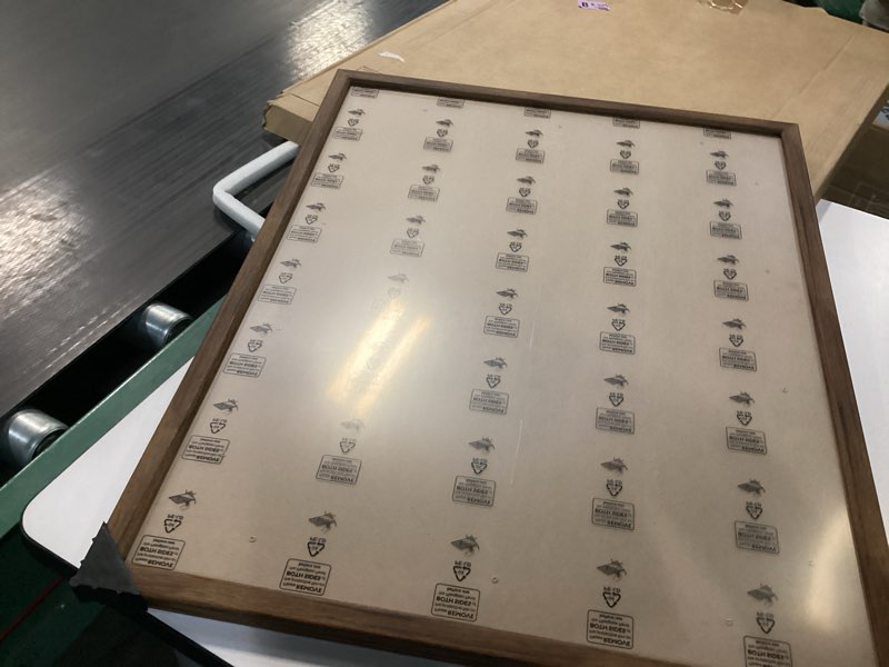 Condition photo showing Good Condition for Rustic Walnut 20x25 Frame - Single Frame, 20 x 25 Poster Frame for Artwork, Puzzles, Photos and Movie Posters Picture Frames 20" x 25"