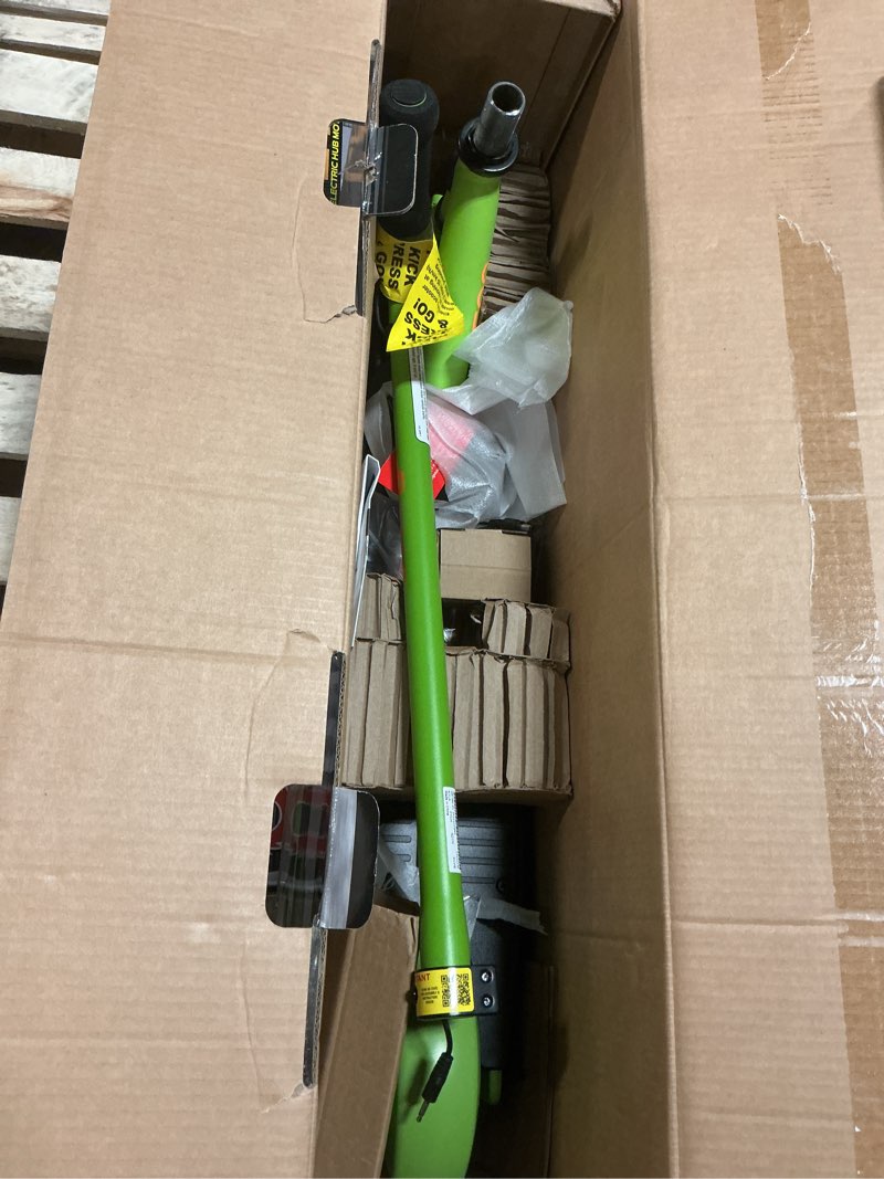 Condition photo showing Good Condition for razor black label e90 electric scooter - green, for child ages 8+ and up to 120 lbs, up to 10 mph