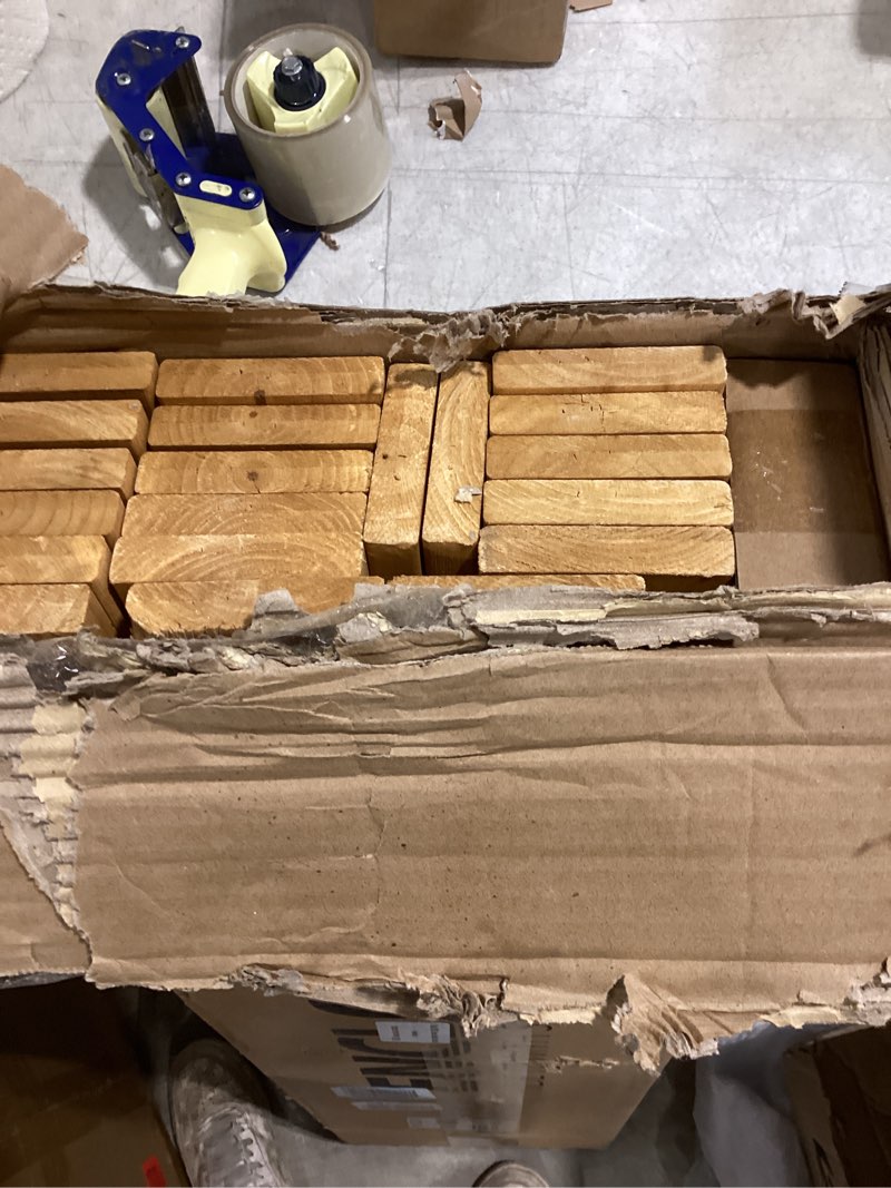 Condition photo showing Good Condition for 42in h x 38in w (2 panels) no dig enclo charleston cedar wood privacy screen, ideal outdoor privacy wall, pool equipment enclosure, trash can enclosures, air conditioner fence, ec18009 42in h x 38in w (2 slatted panels)