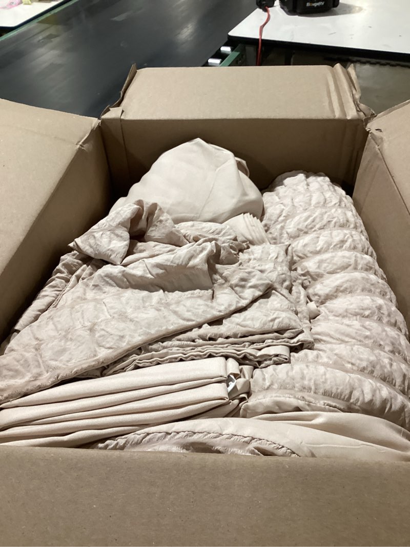 Condition photo showing Good Condition for muxhomo 7 pieces queen comforter set, seersucker bed in a bag queen size, all season luxury bedding set with comforter, flat sheet, fitted sheet, pillowcases & shams, beige queen (88"x88") 01 - beige