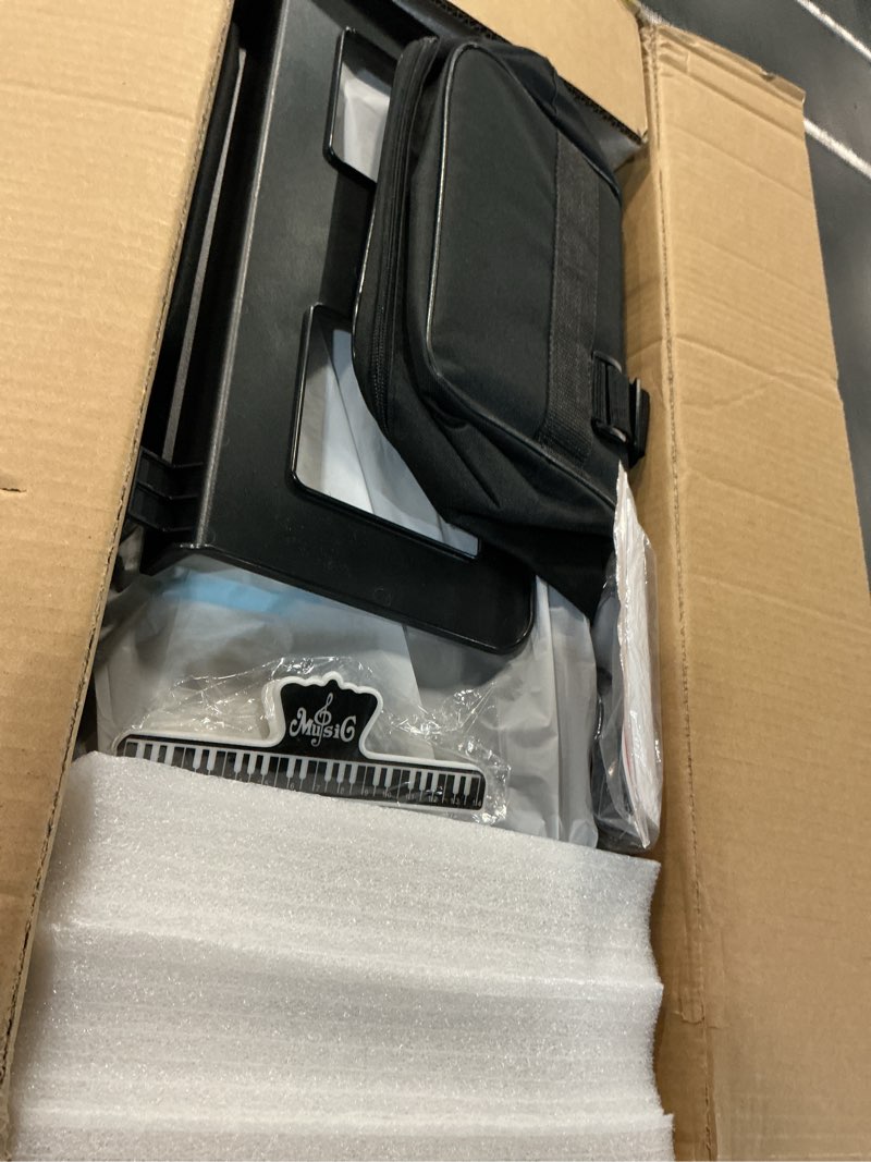 Condition photo showing Good Condition for 88 key folding piano semi-weighted foldable piano full size portable travel electric piano keyboard with bt wireless, 128 tones, usb midi, sustain pedal and bag for beginners adults teens 88 keys standard keys