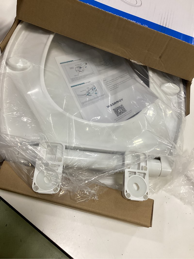 Condition photo showing Good Condition for toilet seat elongated, slow close hinges, four non-slip bumpers, easy to install and clean, durable plastic, white – two sets of mounting parts included elongated white - adult seat