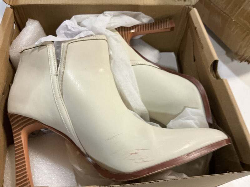 Condition photo showing As Is for (( size 8))juliet holy womens high heel booties pointed toe v cut back zipper short dress ankle boots beige