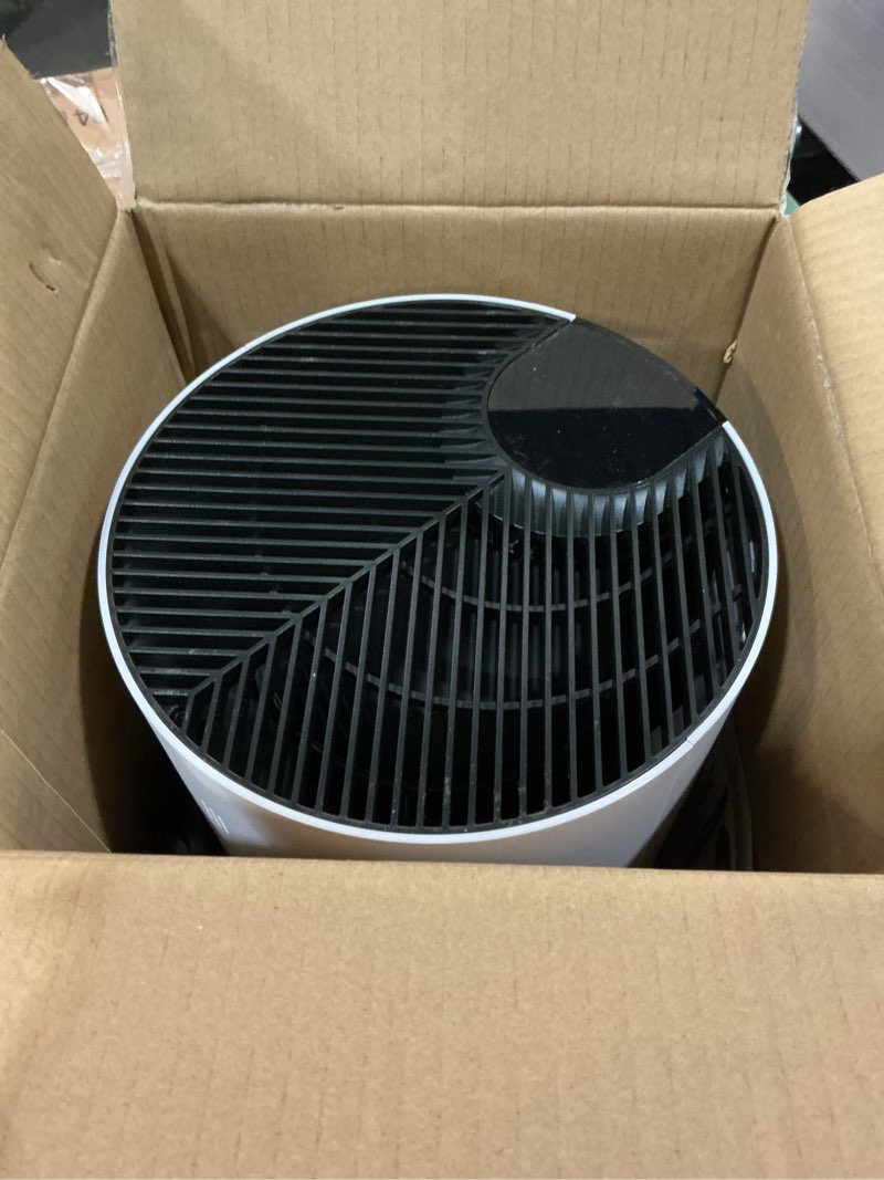 Condition photo showing Good Condition for shark air purifier for home, clean sense, for bedroom, nursery, home office, dorm, hepa-exceeding filter, captures pollutants, pet dander, dust, odor, smoke, and more, hp102pet, white 500 sq. ft. (perfect for pet owner)