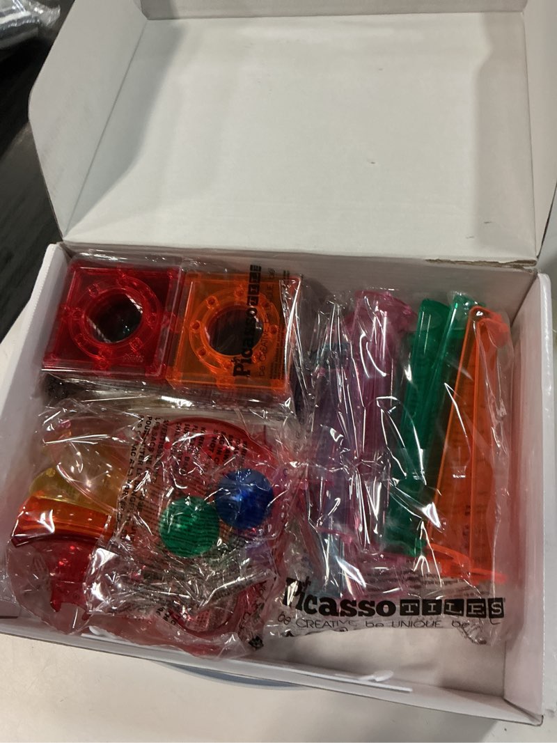 Condition photo showing Good Condition for picassotiles® 40pc marble run building blocks ptg40