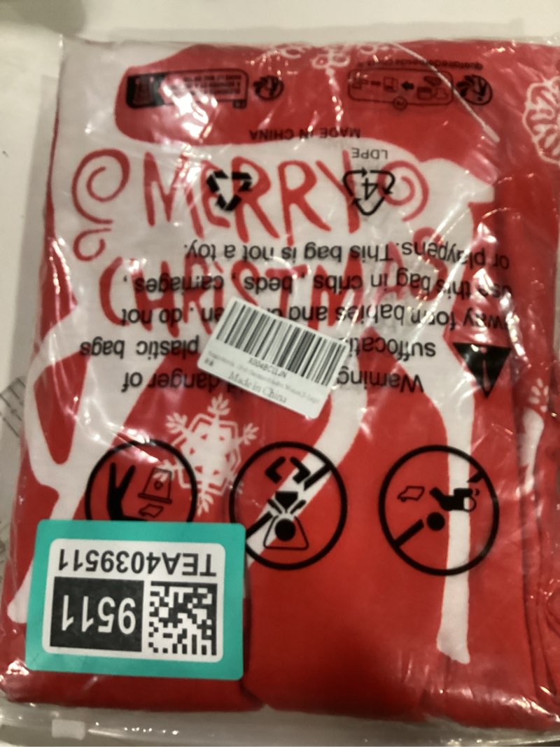 Condition photo showing Good Condition for Family Matching Christmas Pajamas Set, Cute Elk Sleepwear for Boys Girls Dad Mum Men Small Green