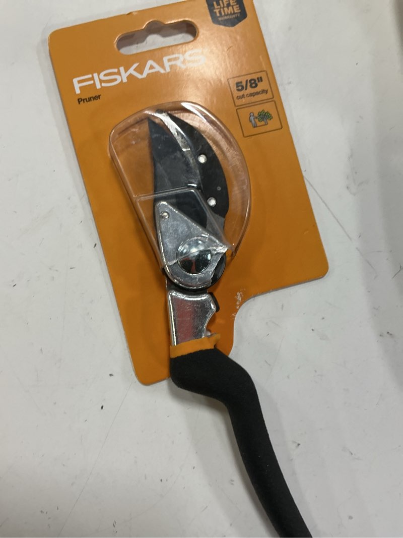 Condition photo showing As Is for fiskars steel bypass hand pruner with standard handle