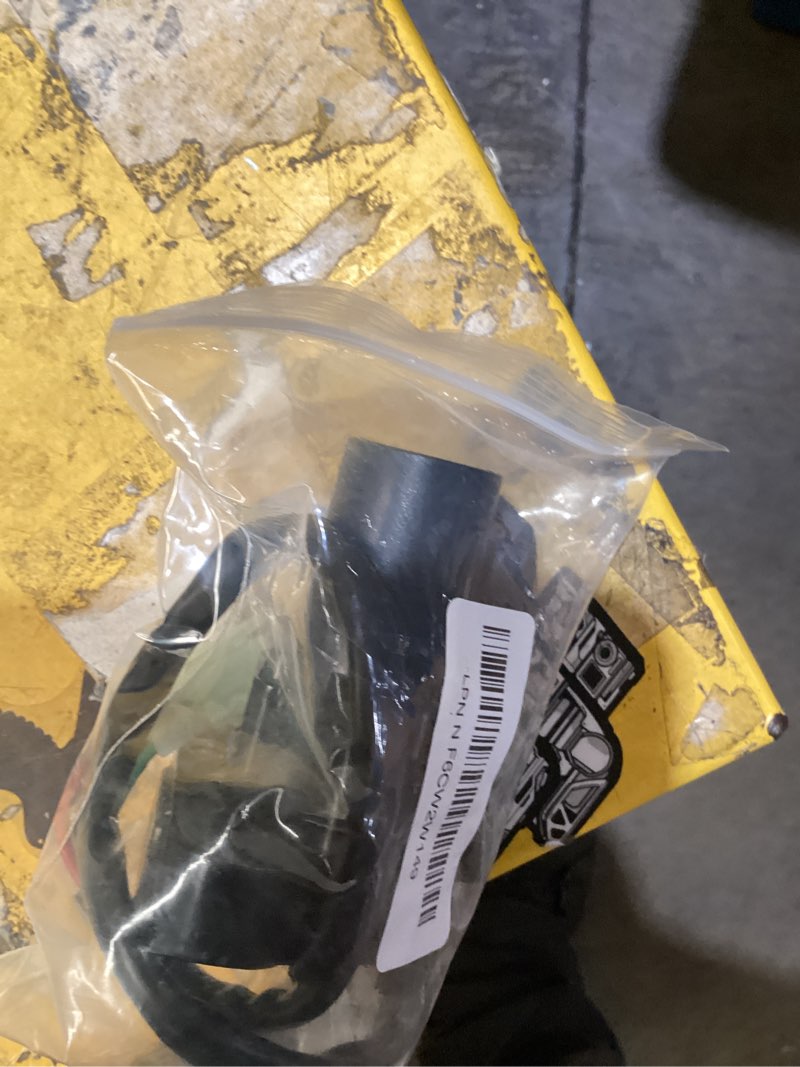 Condition photo showing As Is for ignition switch key ignition switch for yamaha 1999-2004 ttr225,1997-2004 xt225we serow,1995-1996xt225w serow,1999-2000 sr125,1998-2006 rz50 oem 4jg-82501-11 4jg-82501-10 4jg-82021-11 4jg-82022-11
