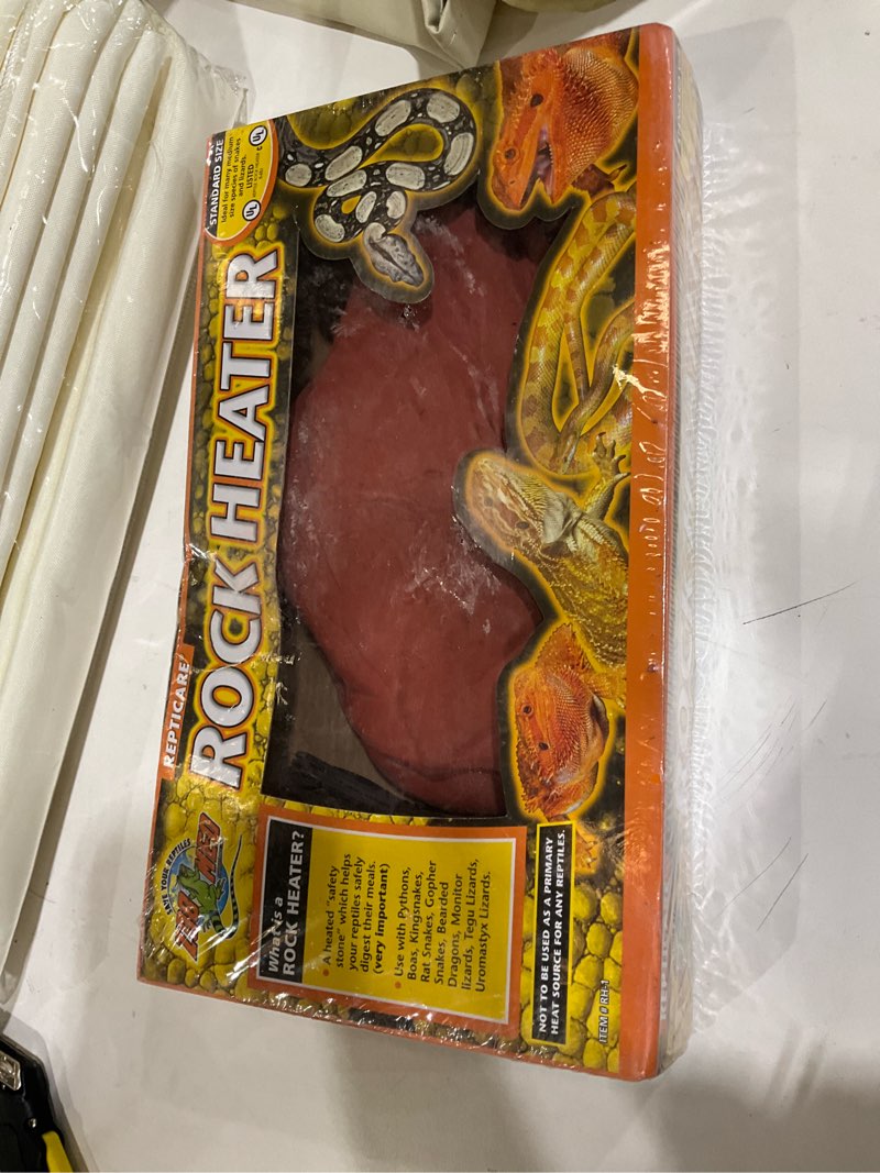 Condition photo showing Good Condition for Zoo Med Repticare Standard Rock Heater 1 Count (Pack of 1)