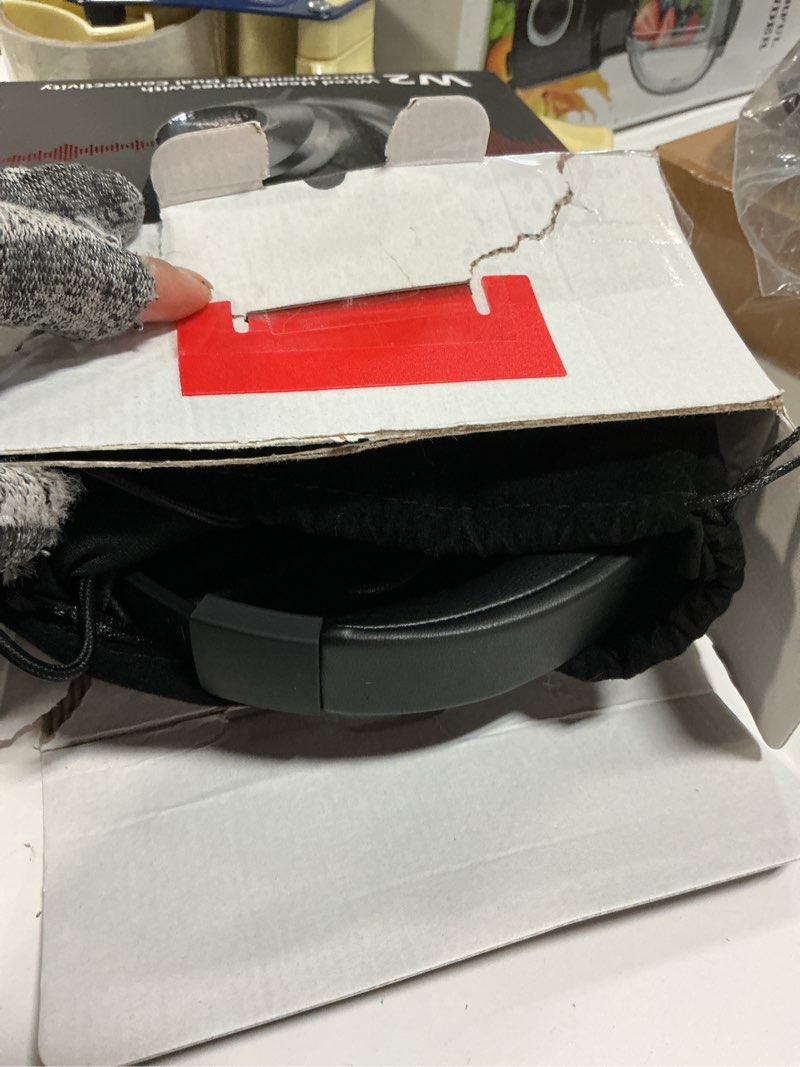Condition photo showing Good Condition for w2 foldable wired headphones, 3.5mm jack & usb c adapter, over ear headset for iphone 17 16, ipad pro, samsung s25 s24, 4.9ft braided cable & pouch for travel, office, casual gaming, black