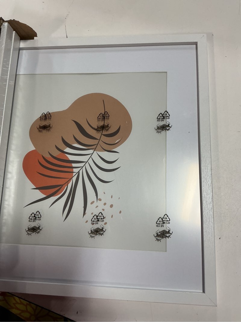 Condition photo showing Good Condition for 16x16 Square Frame Set of 3 - Display 12x12 Photo with Mat or 16 x 16 Poster without Mat, Wall Mounting Horizontal and Vertical, White White 16x16 in