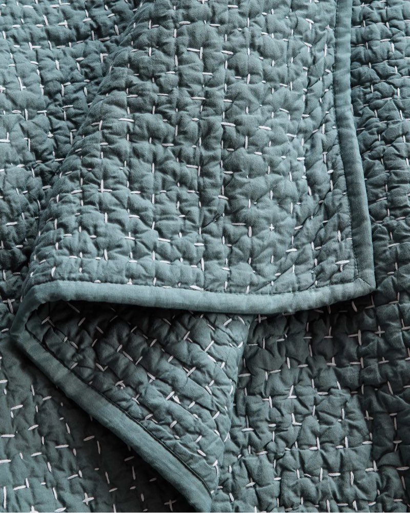 organic cotton hand stitched quilt king/cal king