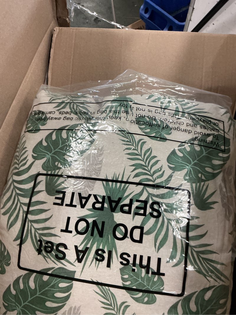 https://lotting-media.assets.bidfta.com/lotting_4a4cec9a-1754-4249-80d1-a65381395a4c