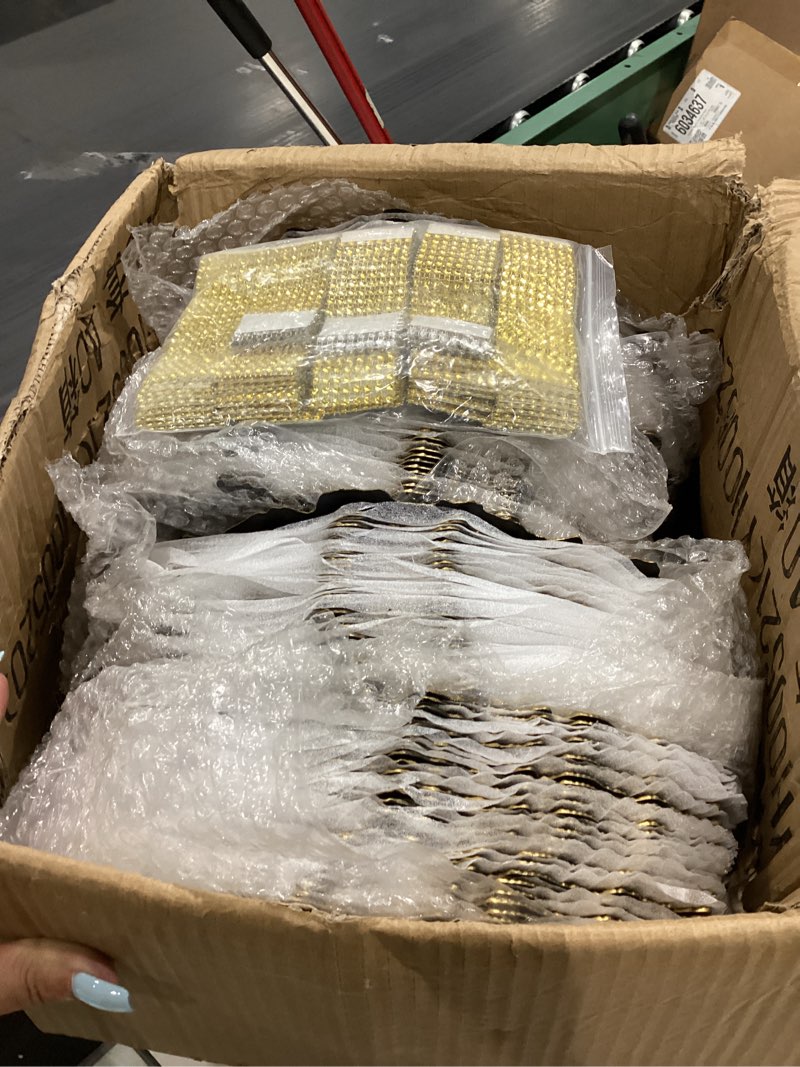 Condition photo showing Good Condition for tanlade 100 pcs reef charger plates bulk 13 inch plastic wedding chargers floral decorative plates with metallic ruffled rim for wedding party, holiday event supplies(gold) classic style gold 100