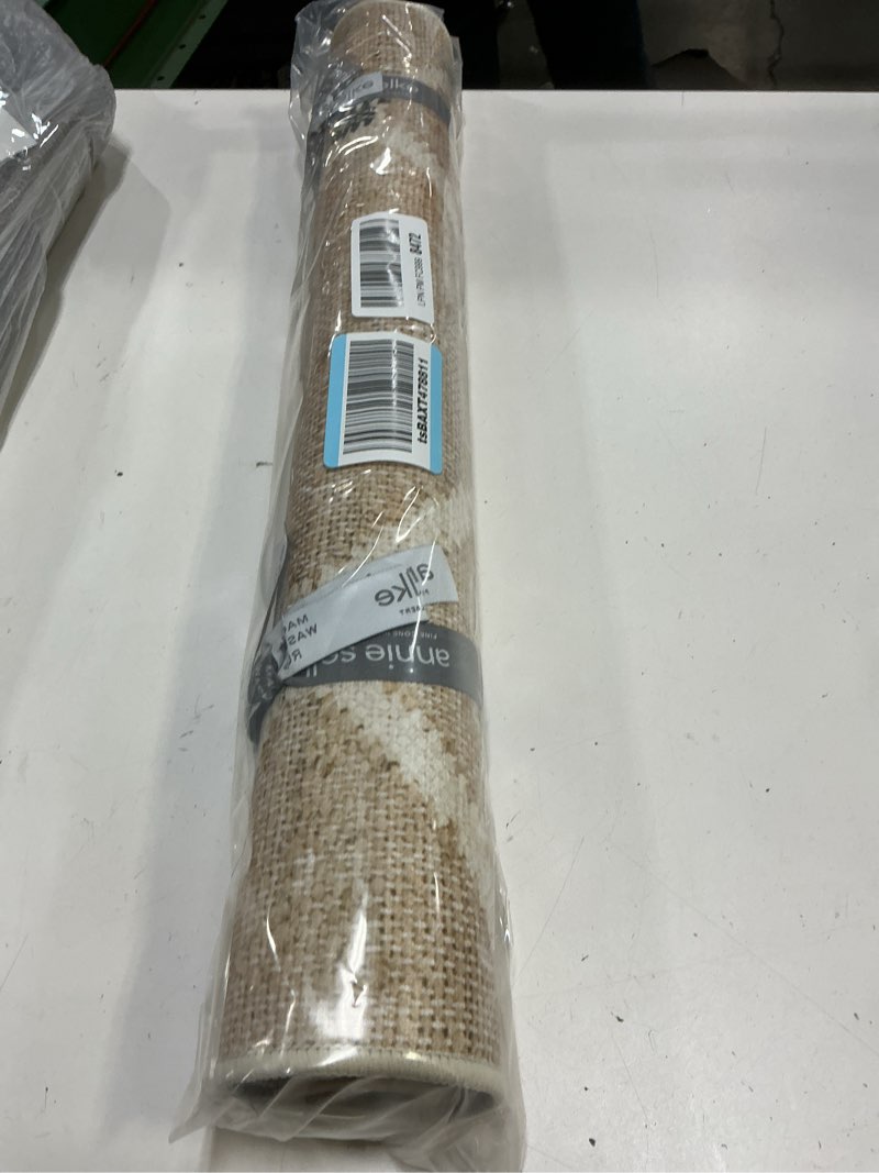 Condition photo showing New/Like New for Dash and Albert Kali Machine Washable Area Rug - 2' x 3' Natural - Diamond Accent Rug - Anti-Slip Backing, Lightweight, Machine Washable, High Traffic Areas Kitchen, Mudroom, Laundry Room 2' x 3' (Rectangular) Kali Natural
