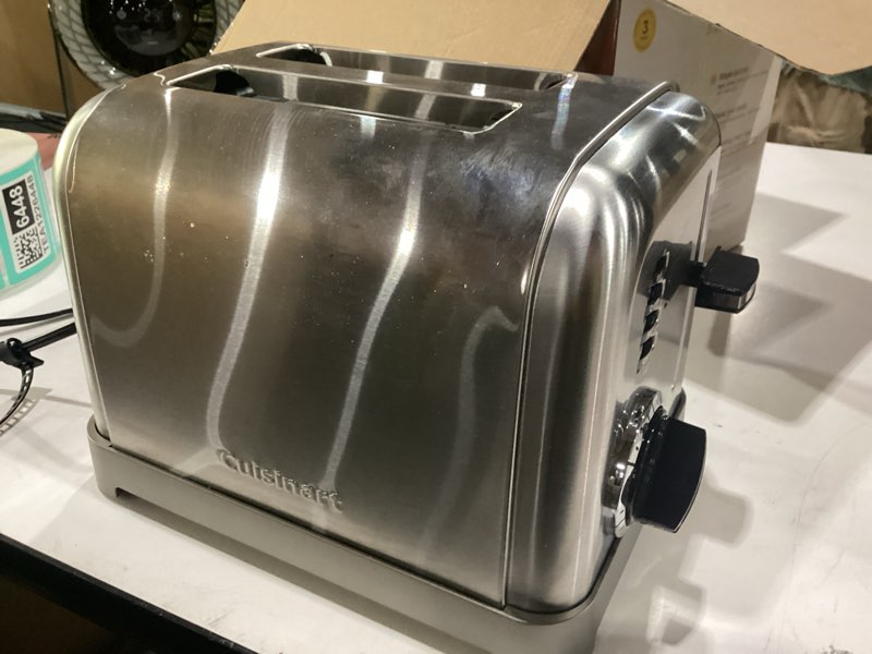 Condition photo showing Good Condition for cuisinart cpt-160 metal classic 2-slice toaster, brushed stainless