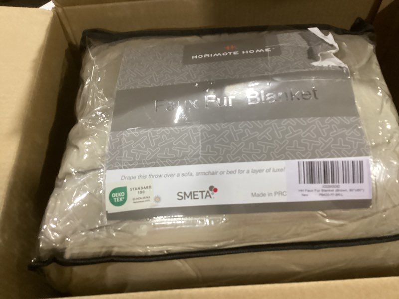 Condition photo showing Good Condition for Luxury Plush Faux Fur Throw Blanket, Long Pile Brown with Black Tipped Blanket, Super Warm, Fuzzy, Elegant, Fluffy Decoration Blanket Scarf for Sofa, Armchair, Couch and Bed, 60''x 80'' Brown 60'' x 80''