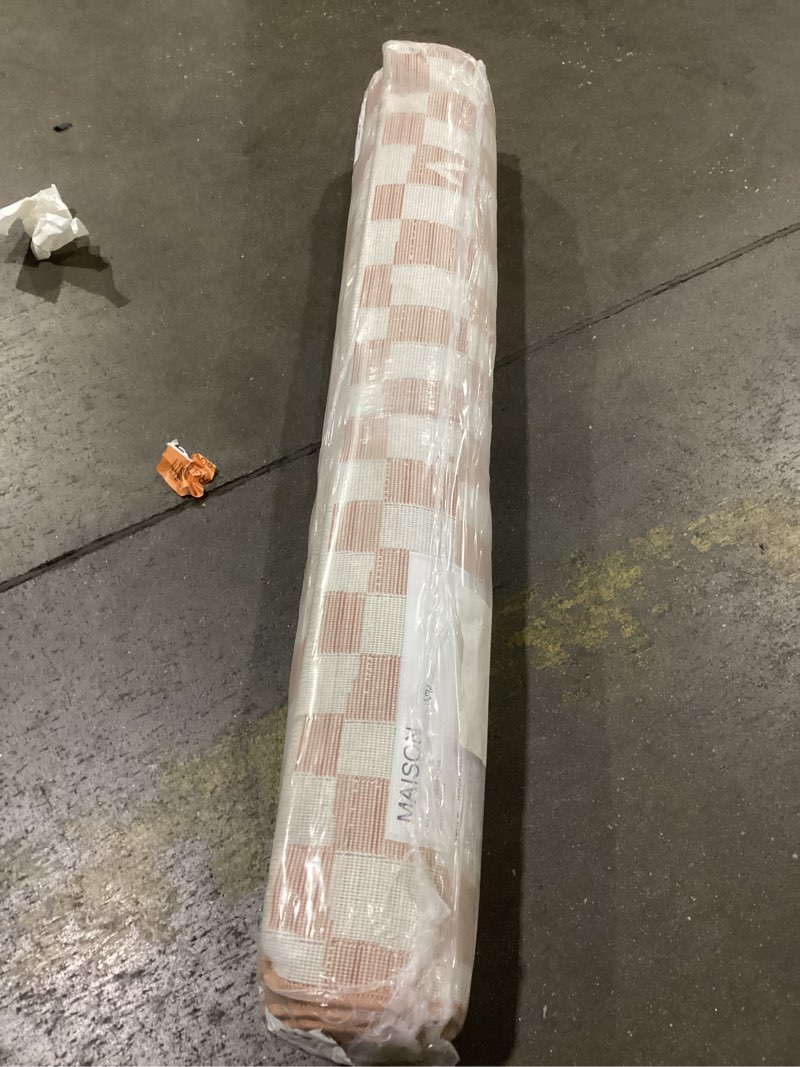 Condition photo showing New/Like New for NuLoom rug 2’6”x6’5”