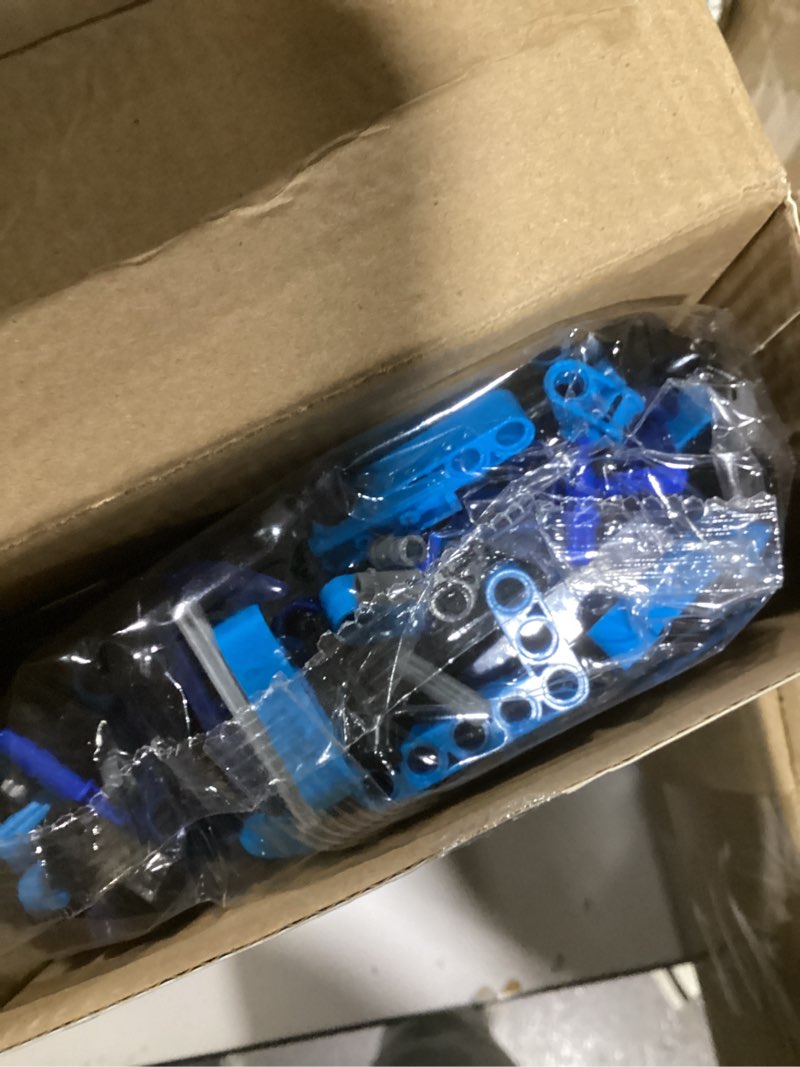Condition photo showing New/Like New for 1:18 Technic Super Sports Cars Model Sets - 423 PCS Blue MOC Building Block Car Raceing Engineering Toys - Gift Idea for Adults Boys Girls for Play and Display Collection