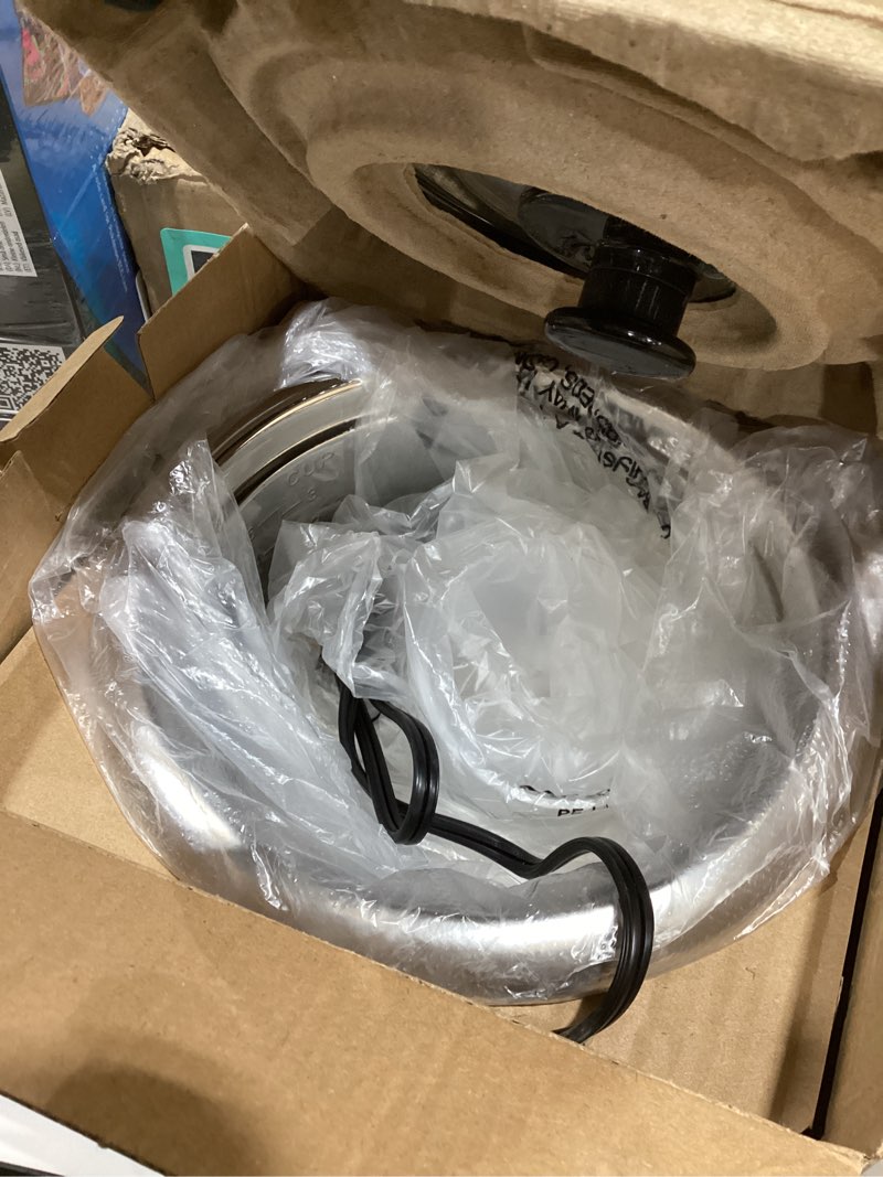 Condition photo showing Good Condition for Elite Gourmet ERC006SS 6-Cup Electric Rice Cooker with Stainless Steel Inner Pot, Makes Soups, Stews, Porridges, Grains and Cereals, 6 cup (3 cups uncooked), Black 6 Cups Cooked, Stainless Steel Black