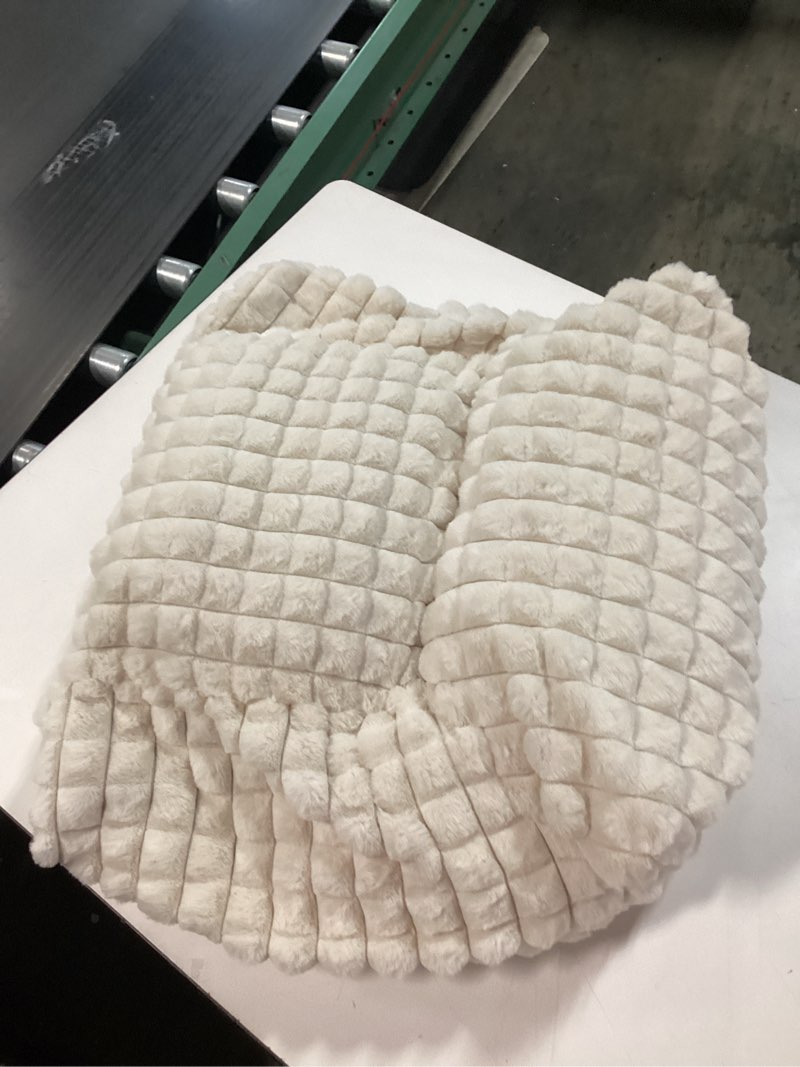 Condition photo showing New/Like New for blunique Cute Small Dog Couch Bed – Supportive & Fluffy Pet Sofa with Faux Rabbit Fur Washable Cover in 3D Diamond Pattern, 30" Pink Pink 30"L x 20"W x 10"Th