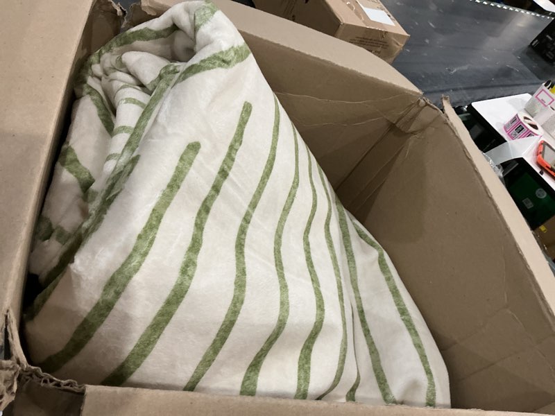 Condition photo showing As Is for lahome abstract 8x10 rugs for living room, soft green 8x10 area rugs for bedroom non-slip, ultra-thin rainbow boho accent carpet for dining room office, green green/white 8' x 10'